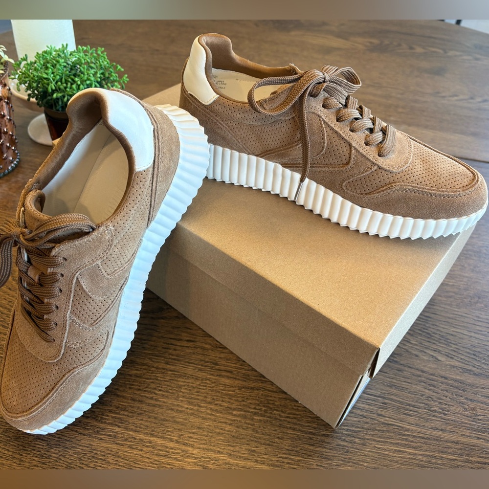 Steve Madden Suede Women’s Sneakers
